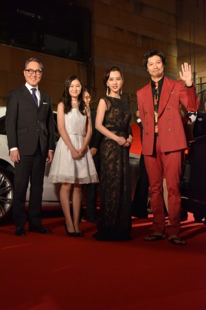 佐野史郎、山口まゆ、杉野希妃監督、青木崇高『第29回東京国際映画祭』レッドカーペット