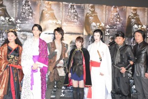 舞台『あずみ~戦国編』公開ゲネプロに出席した、有森也実、小園凌央、鈴木拡樹、 川栄李奈、早乙女友貴、星田英利、岡村俊一