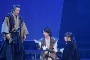 舞台『あずみ~戦国編』公開ゲネプロに出席した、鈴木拡樹
