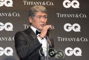 「GQ MEN OF THE YEAR 2016」授賞記者会見に出席した、吉川晃司