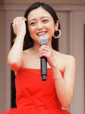 <2017年・酉年で年女>安達祐実