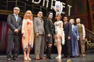 『キャバレー』会見に出席した、松尾スズキ、平岩紙、村杉蝉之介、石丸幹二、長澤まさみ、小池徹平、秋山菜津子、小松和重