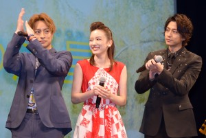 白濱亜嵐、永野芽郁、三浦翔平、『ひるなかの流星』完成披露試写会舞台挨に登場