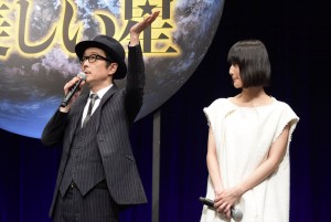 橋本愛、『美しい星』完成披露試写会にて