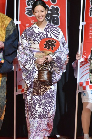 菜々緒、映画『銀魂』のジャパンプレミアに登壇