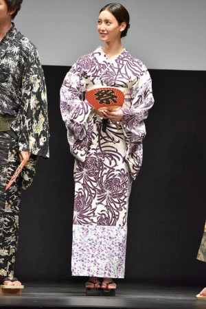 菜々緒、映画『銀魂』のジャパンプレミアに登壇