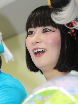 鳥居みゆき、『知らナインズ』結成式に登場