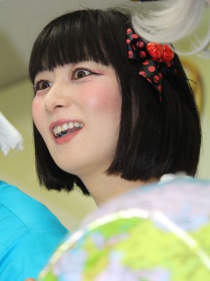 鳥居みゆき、『知らナインズ』結成式に登場