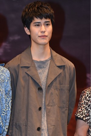 寛一郎、『ナミヤ雑貨店の奇蹟』完成披露試写会に登壇
