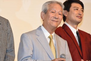 小松政夫、『植木等とのぼせもん』会見に登壇
