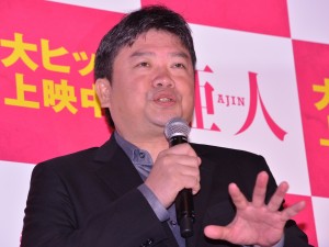 映画『亜人』初日舞台挨拶に出席した本広克行監督