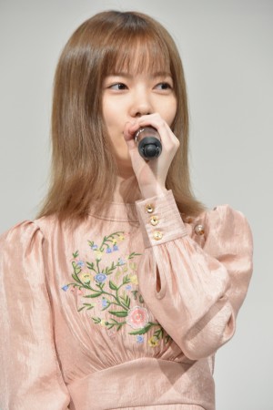 島崎遥香、『今からあなたを脅迫します』トークイベントに登場