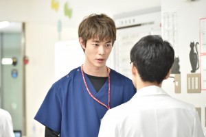 『コウノドリ』に出演する宮沢氷魚