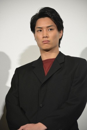 鈴木伸之、『HiGH&LOW THE MOVIE 3/FINAL MISSION』初日舞台挨拶に登壇