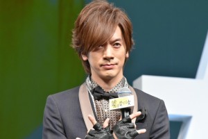 DAIGO、『嘘を愛する女』完成披露舞台挨拶に登壇