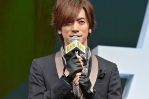 DAIGO、『嘘を愛する女』完成披露舞台挨拶に登壇