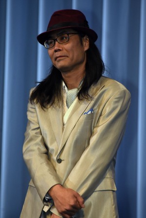 英勉監督、『未成年だけどコドモじゃない』完成披露試写会に登壇
