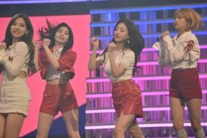 『第68回 NHK紅白歌合戦』のリハーサルに出席したTWICE