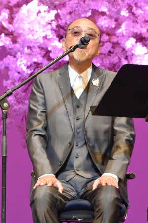小椋佳、映画『北の桜守』完成披露試写会舞台挨拶に登壇