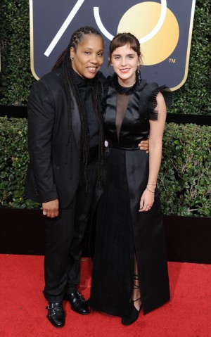 エマ・ワトソン&マライ・ララシ、「第75回ゴールデン・グローブ賞」レッドカーペットに登場