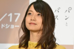 『パンとバスと2度目のハツコイ』の完成披露舞台挨拶に出席した深川麻衣/2月17日(土)よりイオンシネマにて全国公開