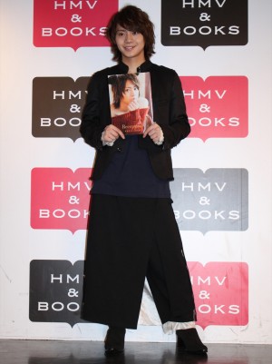 3rd写真集「Reception」発刊イベントを開催した佐藤流司