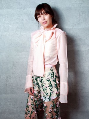 映画『ニワトリ★スター』紗羅マリーにインタビュー(ヘアメイク:足立真利子 スタイリスト:松居瑠里)