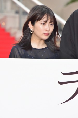 『ラプラスの魔女』完成披露記念イベントに登場した志田未来
