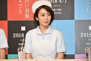 オトナの土ドラ『いつまでも白い羽根』制作発表会見に登場した酒井美紀