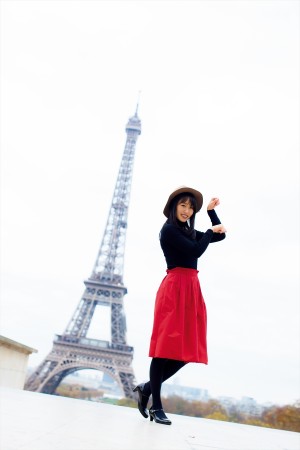 欅坂46・菅井友香ファースト写真集より