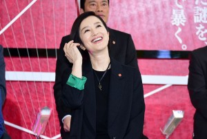 『未解決の女 警視庁文書捜査官』制作発表記者会見に登場した鈴木京香