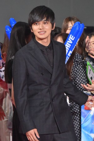 『OVER DRIVE』完成披露舞台挨拶(スペシャルステージ)に登場した北村匠海