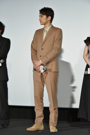 『OVER DRIVE』完成披露舞台挨拶に登壇した町田啓太