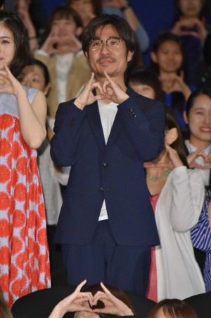 映画『となりの怪物くん』初日舞台挨拶に登壇した月川翔監督