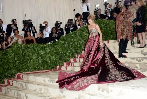 ブレイク・ライヴリー、MET GALA2018に登場
