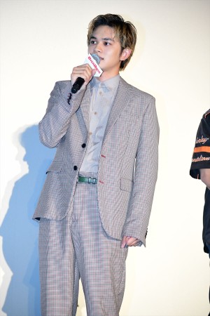 『OVER DRIVE』初日舞台挨拶に登壇した北村匠海