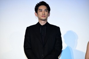 『OVER DRIVE』初日舞台挨拶に登壇した町田啓太