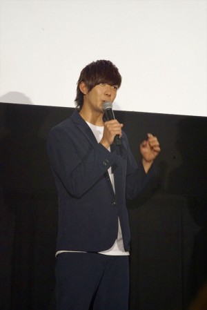 『キスできる餃子』完成披露舞台挨拶イベントに登壇した田村侑久