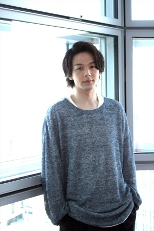 中村倫也、『崖っぷちホテル!』インタビュー