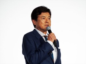 映画『羊と鋼の森』初日舞台挨拶に登壇した三浦友和