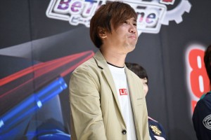 『快盗戦隊ルパンレンジャーVS警察戦隊パトレンジャー en film』製作発表会見に登場した杉原輝昭監督