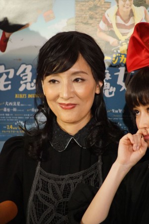 ミュージカル『魔女の宅急便』公開フォトコール&囲み取材に登場した生田智子