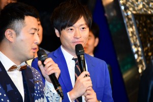 「M‐1グランプリ2018」開催会見に出席した和牛の水田信二(左)と川西賢志郎(右)