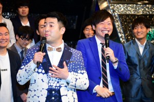 「M‐1グランプリ2018」開催会見に出席した和牛の水田信二(左)と川西賢志郎(右)