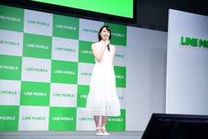 「LINEモバイル」記者発表会に出席したのん