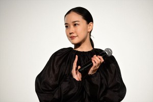 『ペンギン・ハイウェイ』完成披露舞台挨拶に登壇した蒼井優