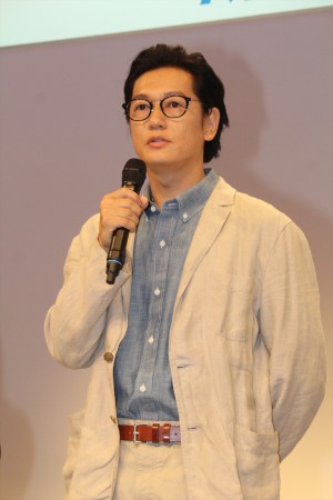 井浦新、『健康で文化的な最低限度の生活』制作発表に登場