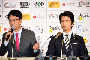 ドラマ『ラストチャンス 再生請負人』記者会見に出席した椎名桔平(左)と仲村トオル(右)
