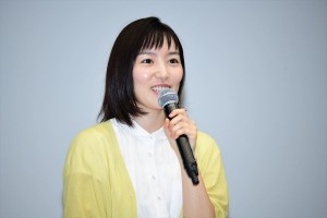 『恋のツキ』試写会&記者会見に登場した徳永えり