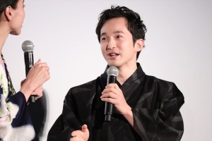 『劇場版コード・ブルー ‐ドクターヘリ緊急救命‐』大ヒット御礼舞台挨拶に登壇した浅利陽介